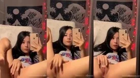 Novinha amadora vazada socando dedo na bucetinha