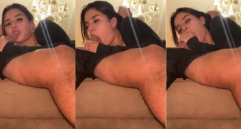 Novinha mamando com vontade o namorado em vídeo amador